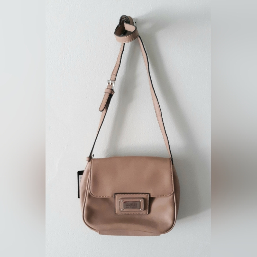 NWT Guess Crossbody Bag